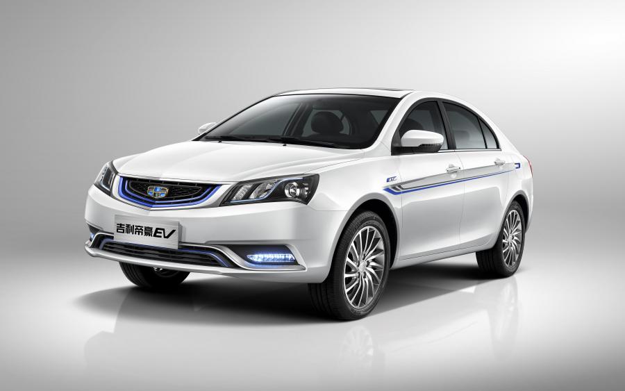  Geely Emgrand EV 2015 года  (фото 27 из 30)
